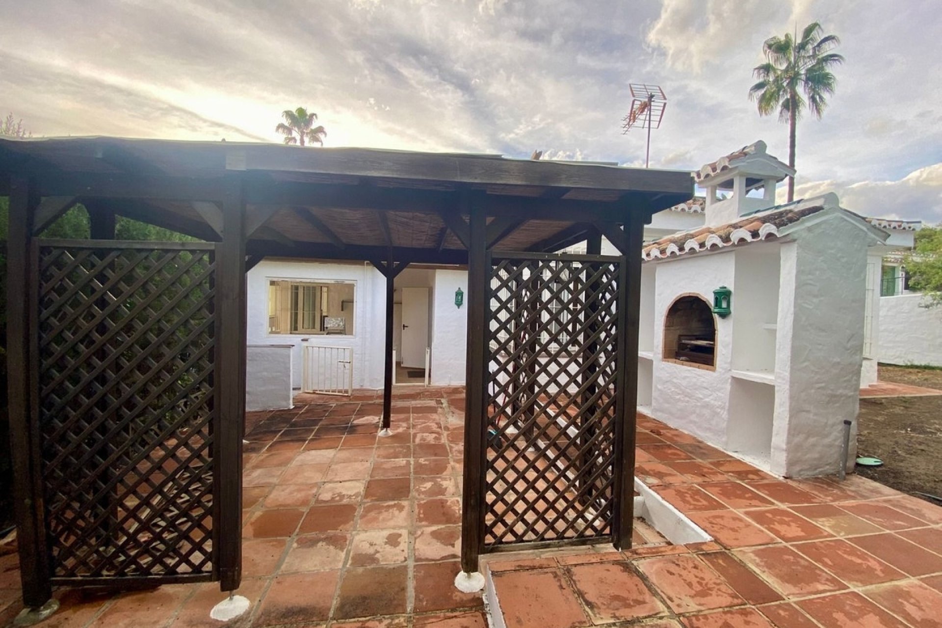 Rynek wtórny - Villa - Estepona - El Padron