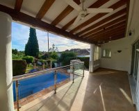 Rynek wtórny - Villa - Estepona - El Padron