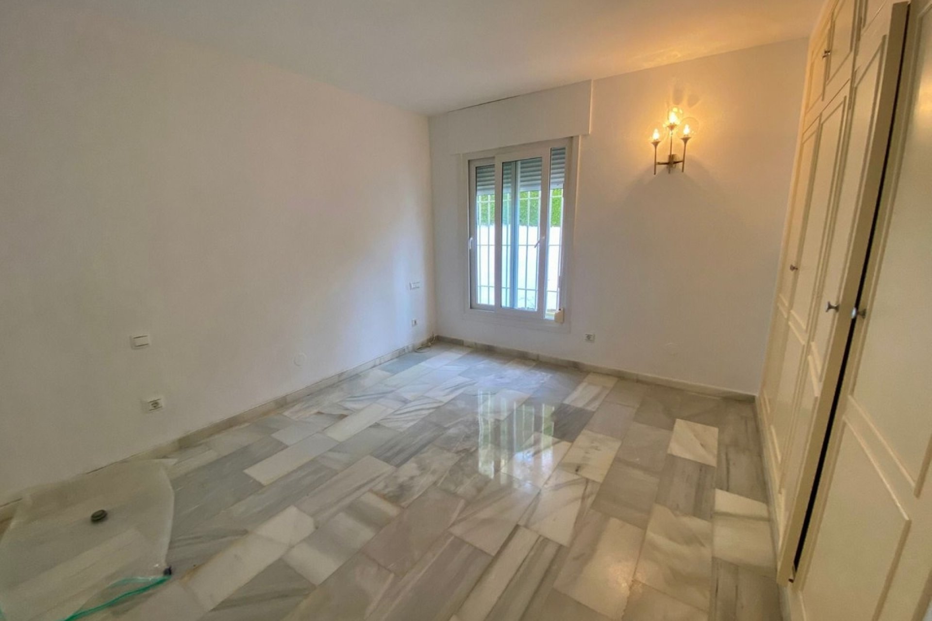 Rynek wtórny - Villa - Estepona - El Padron