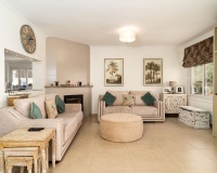 Rynek wtórny - Villa - Estepona - El Padron