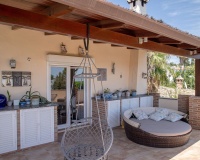 Rynek wtórny - Villa - Estepona - El Padron
