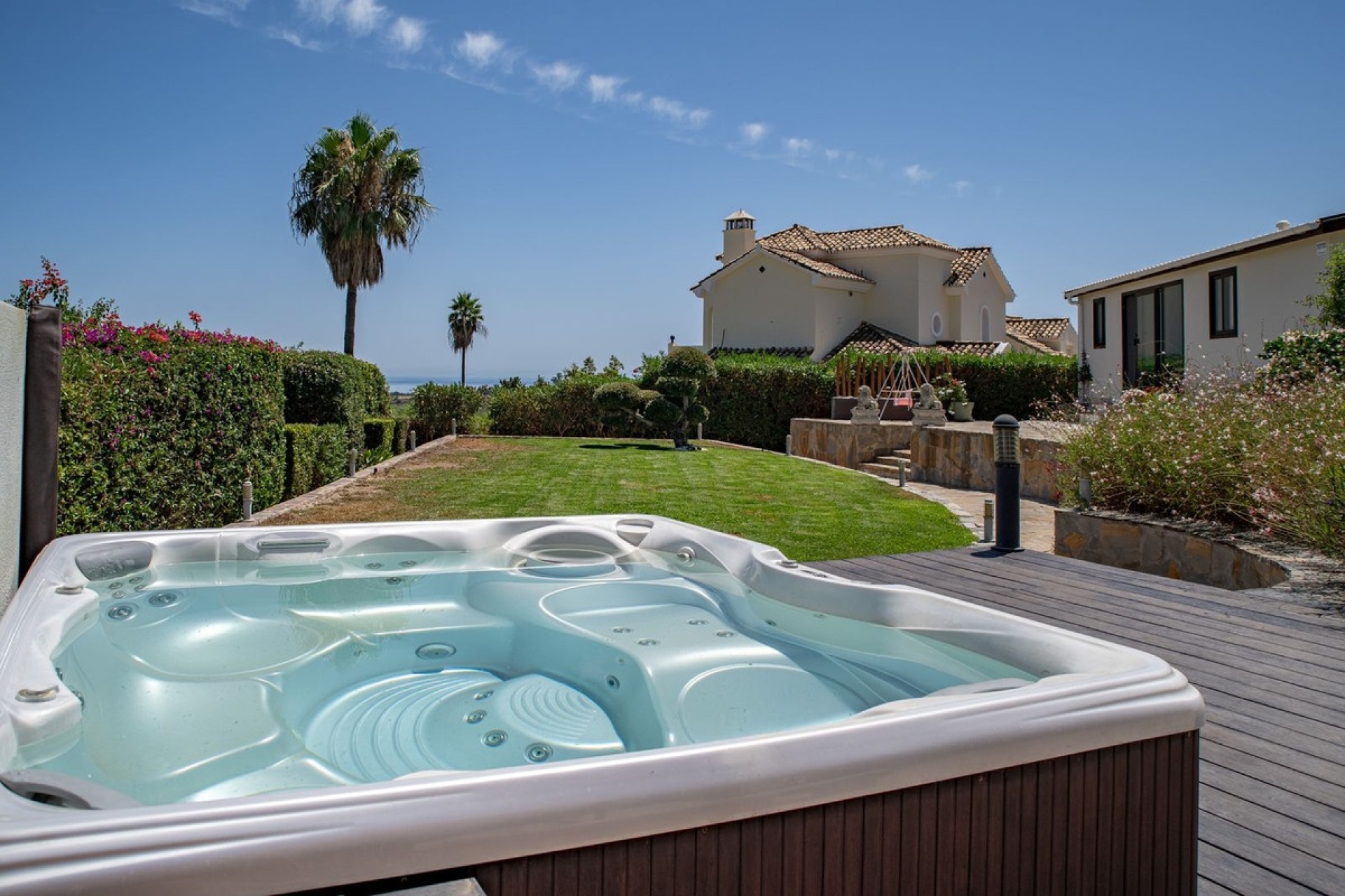 Rynek wtórny - Villa - Estepona - El Padron