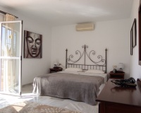 Rynek wtórny - Villa - Estepona - El Padron