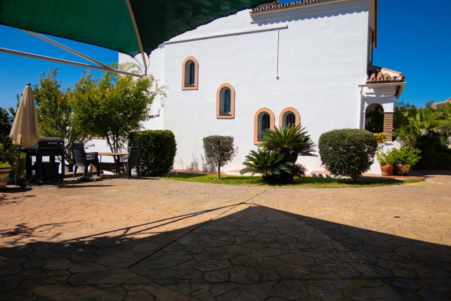 Rynek wtórny - Villa - Estepona - El Padron