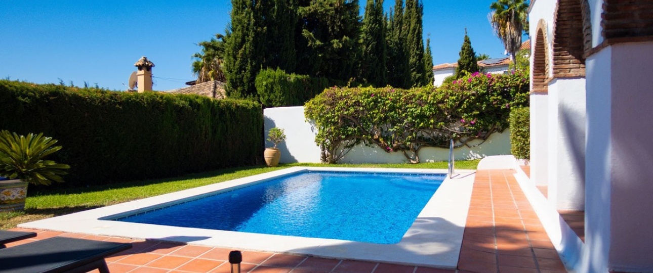 Rynek wtórny - Villa - Estepona - El Padron
