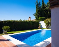 Rynek wtórny - Villa - Estepona - El Padron