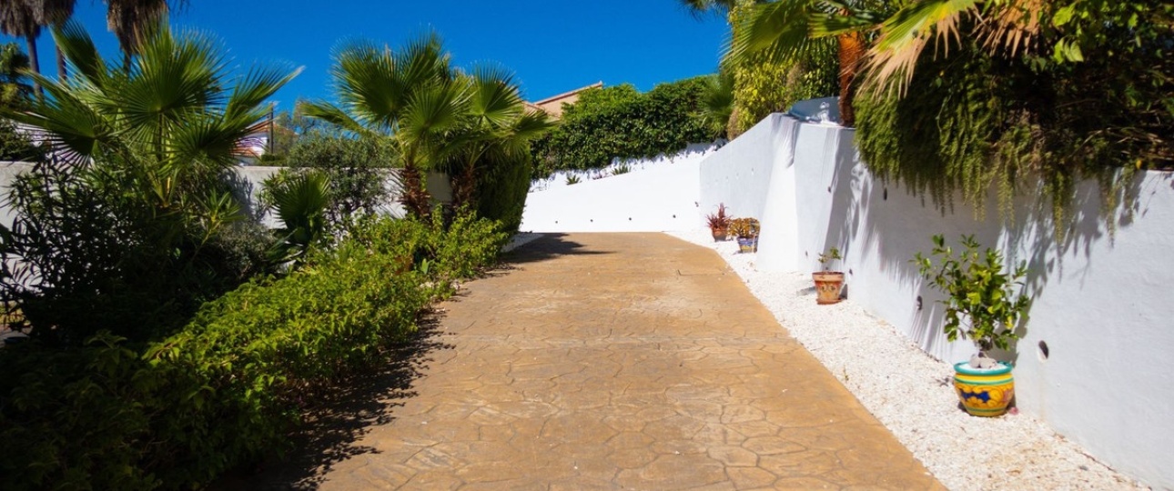 Rynek wtórny - Villa - Estepona - El Padron