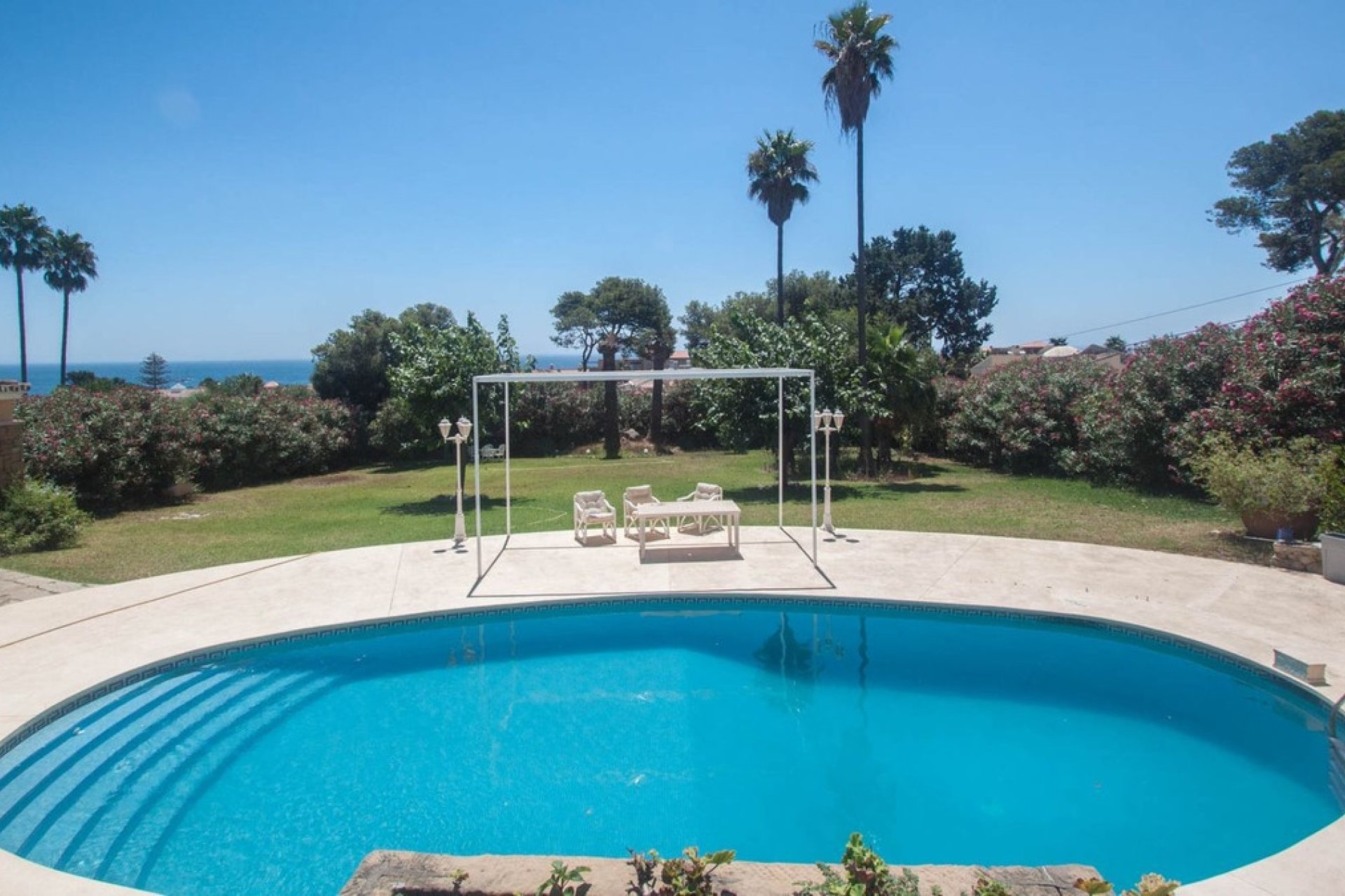 Rynek wtórny - Villa - Estepona - Estepona Centro