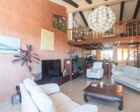 Rynek wtórny - Villa - Estepona - Estepona Centro
