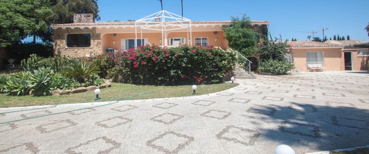 Rynek wtórny - Villa - Estepona - Estepona Centro
