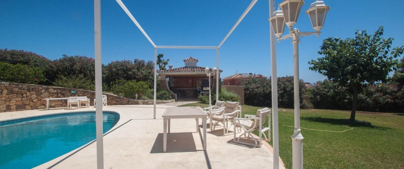 Rynek wtórny - Villa - Estepona - Estepona Centro
