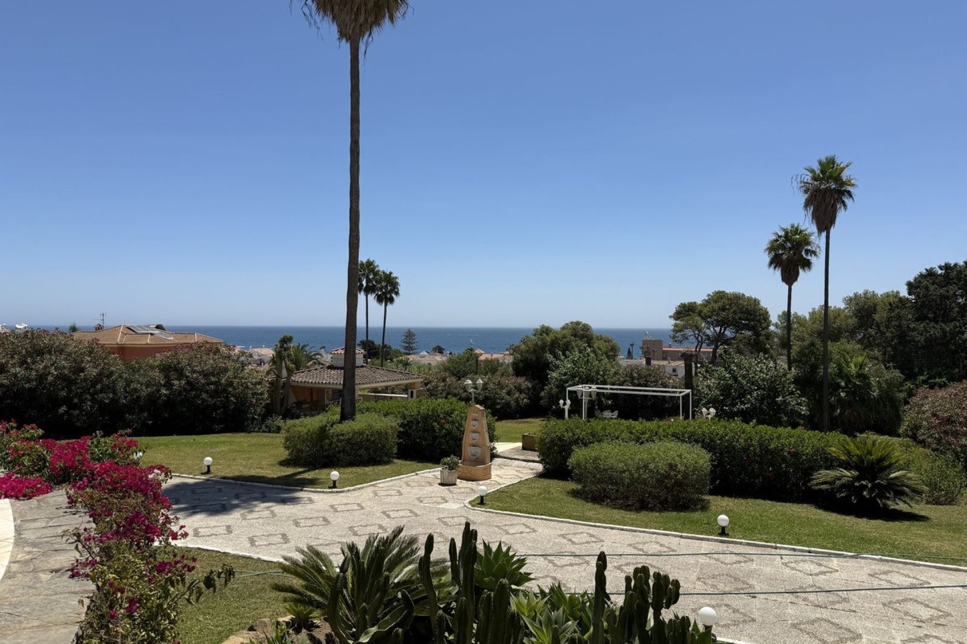 Rynek wtórny - Villa - Estepona - Estepona Centro