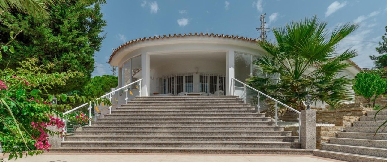 Rynek wtórny - Villa - Estepona - Estepona Centro