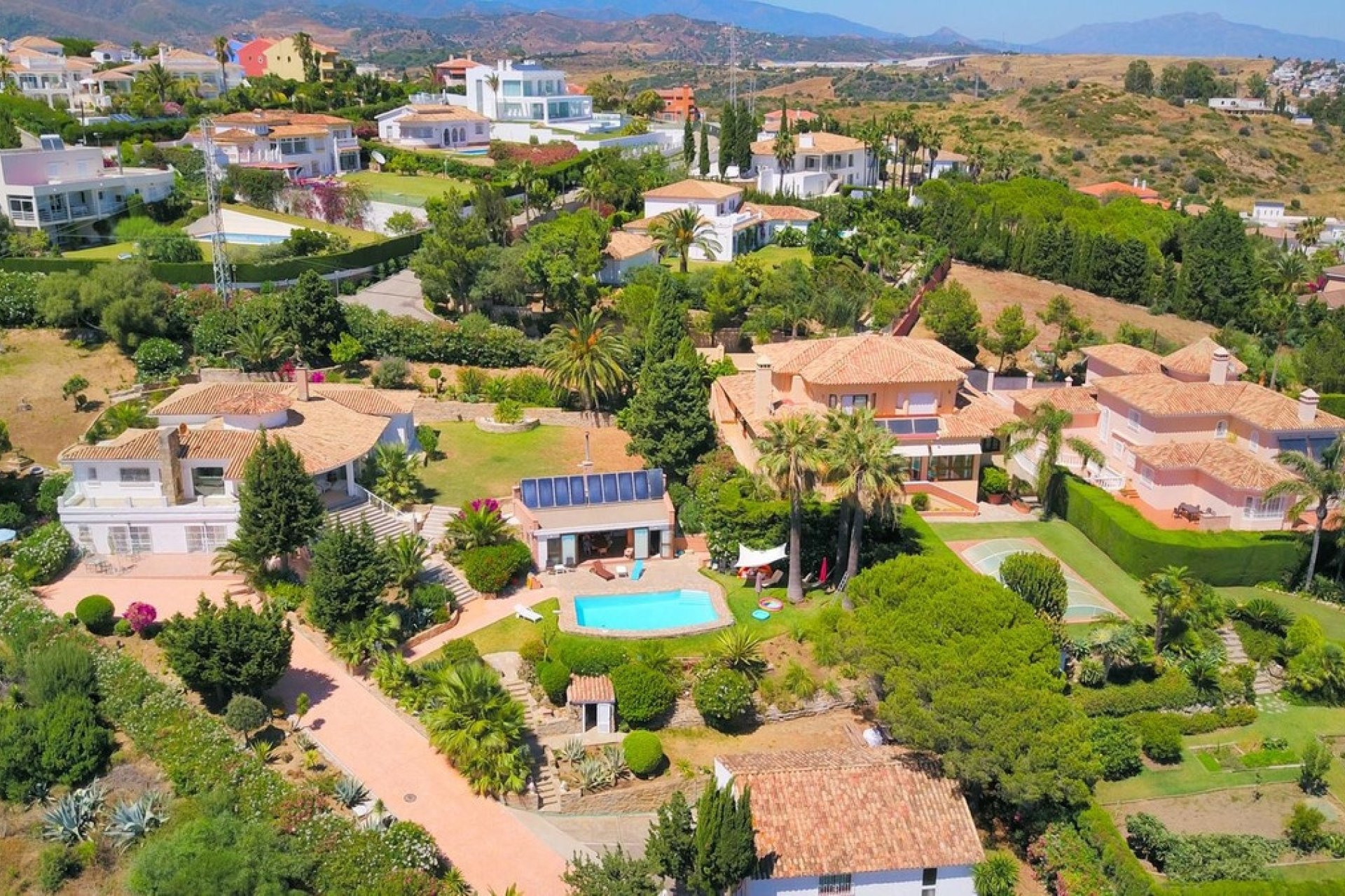 Rynek wtórny - Villa - Estepona - Estepona Centro