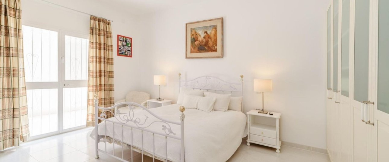 Rynek wtórny - Villa - Estepona - Estepona Centro