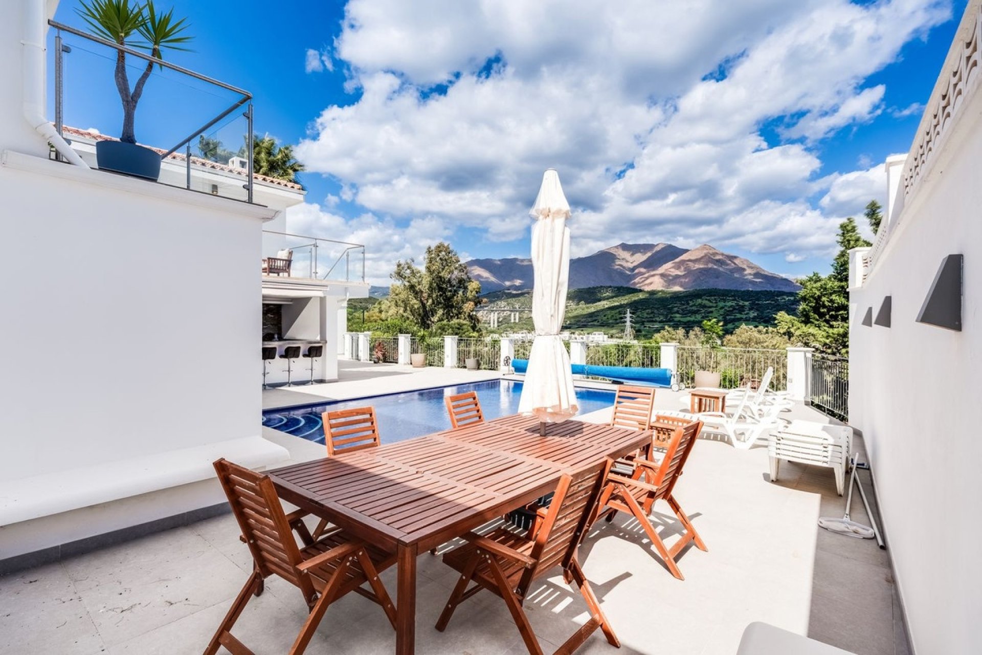 Rynek wtórny - Villa - Estepona - Estepona Centro