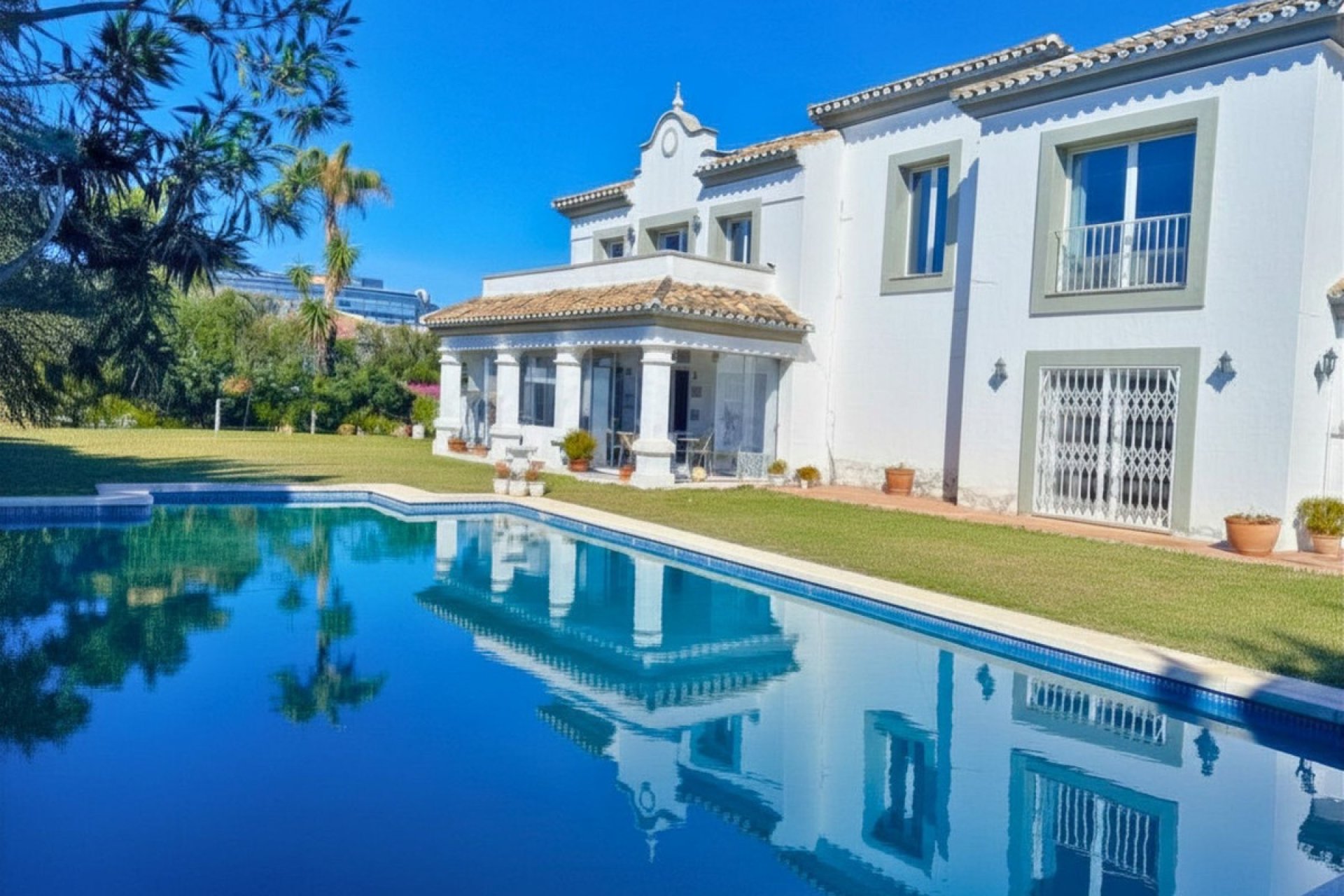 Rynek wtórny - Villa - Estepona - Estepona Centro