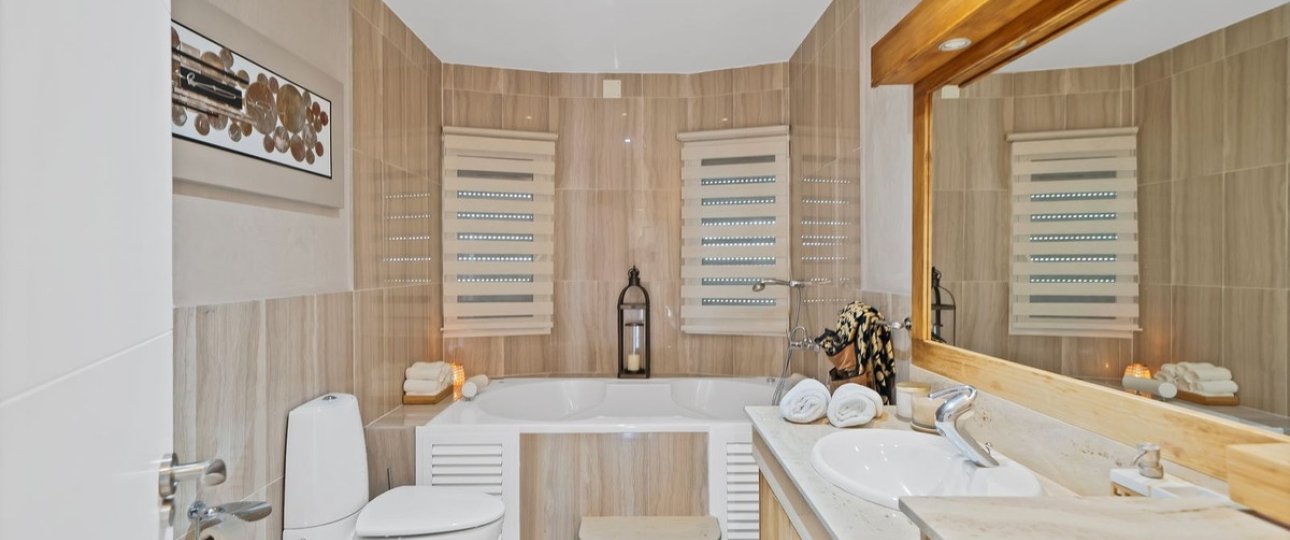 Rynek wtórny - Villa - Estepona - Estepona Centro
