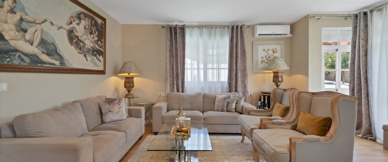 Rynek wtórny - Villa - Estepona - Estepona Centro