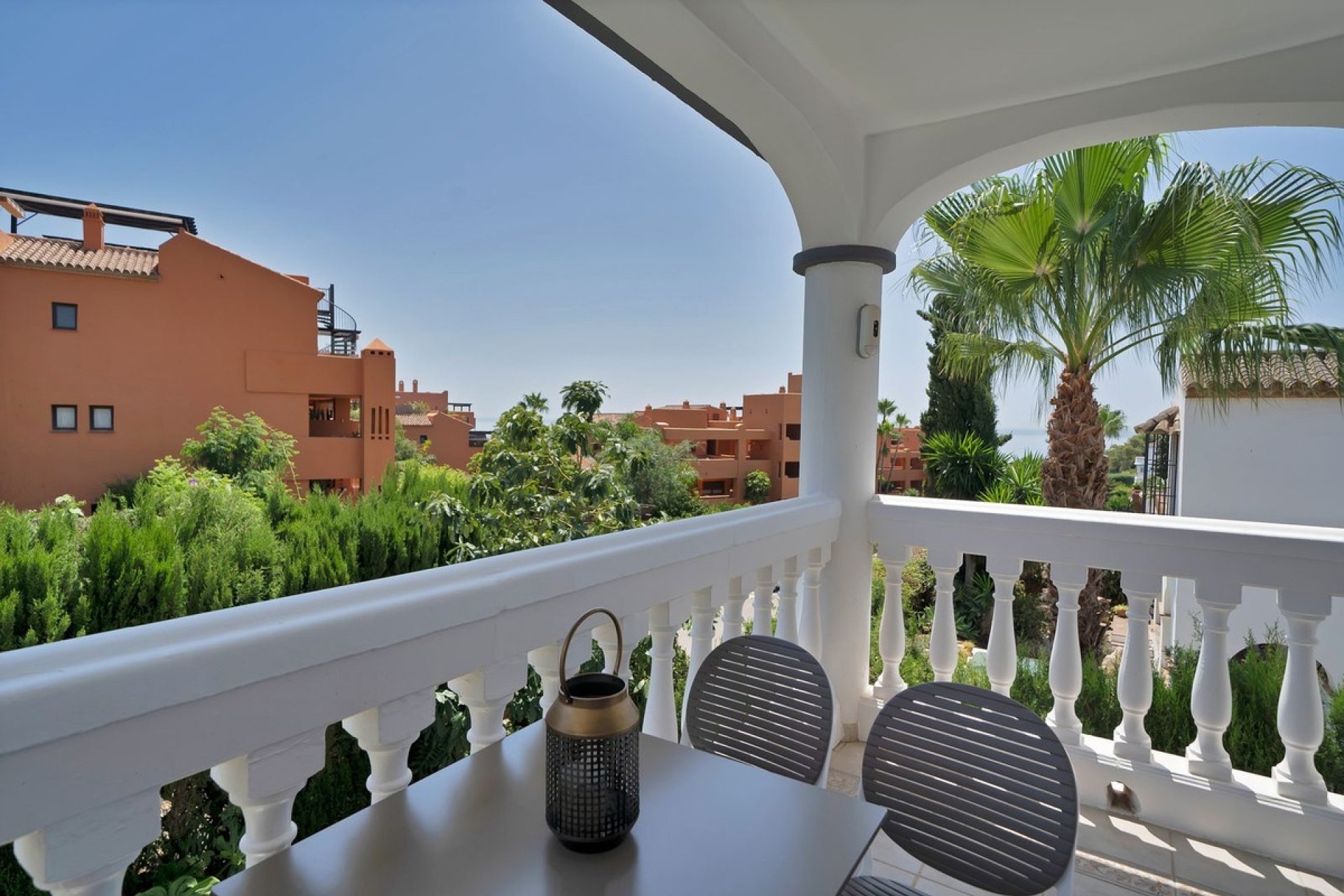 Rynek wtórny - Villa - Estepona - Estepona Centro