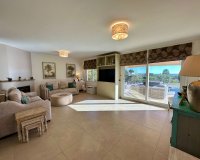 Rynek wtórny - Villa - Estepona - Estepona Centro