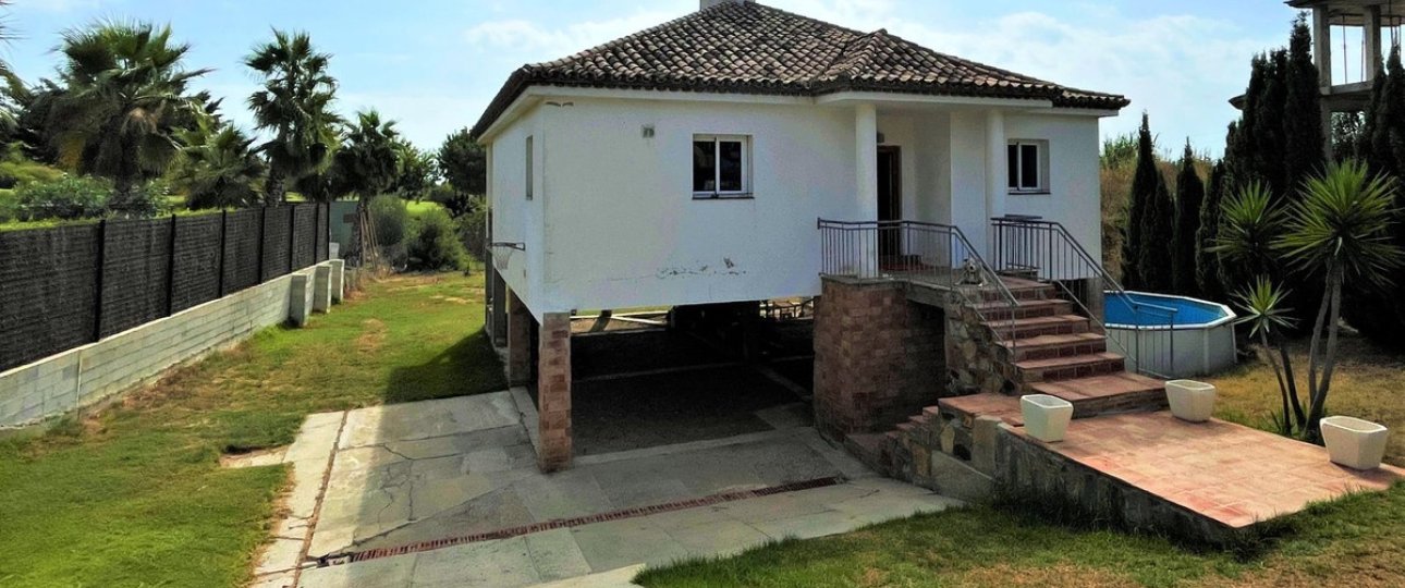 Rynek wtórny - Villa - Estepona - Estepona Centro