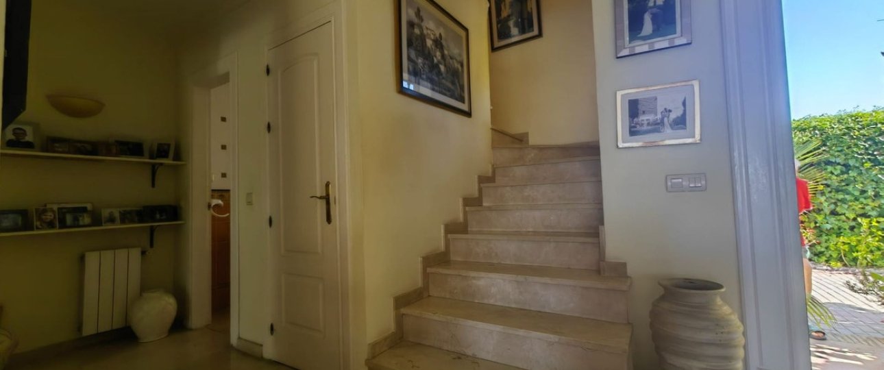 Rynek wtórny - Villa - Estepona - Estepona Centro