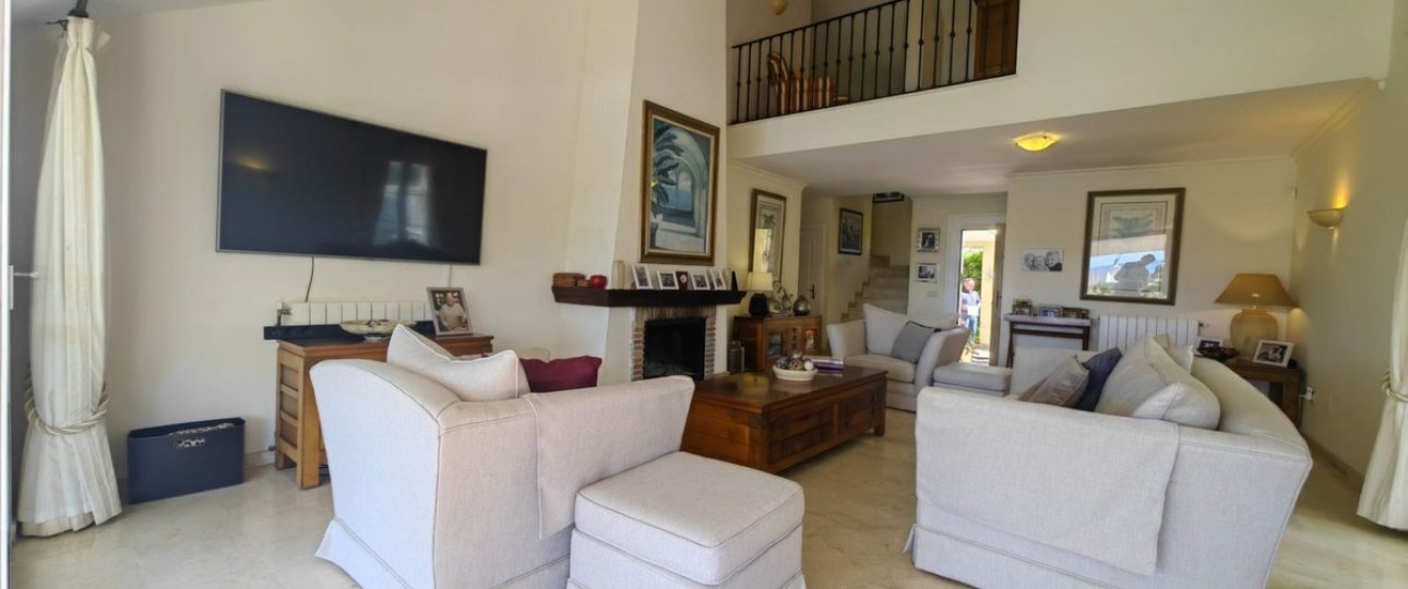 Rynek wtórny - Villa - Estepona - Estepona Centro
