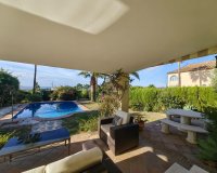 Rynek wtórny - Villa - Estepona - Estepona Centro