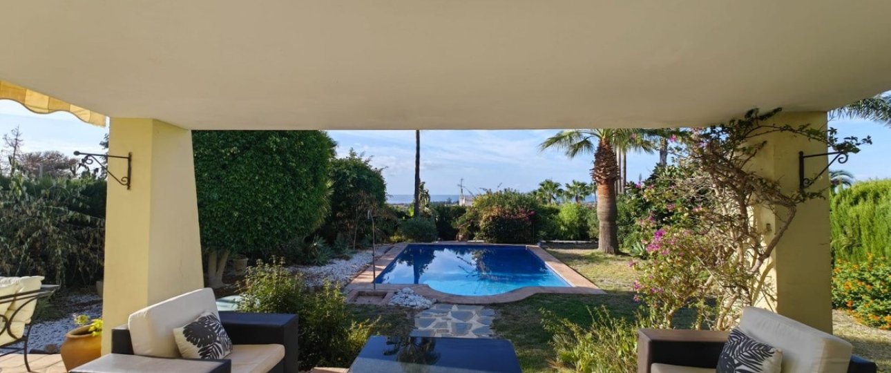 Rynek wtórny - Villa - Estepona - Estepona Centro