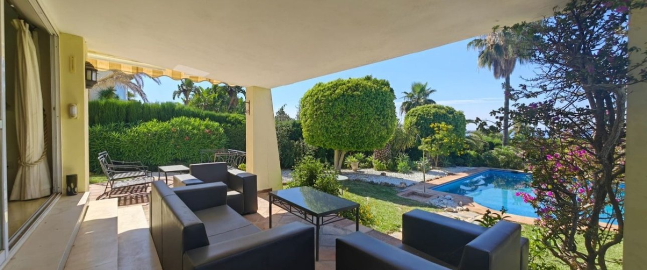 Rynek wtórny - Villa - Estepona - Estepona Centro