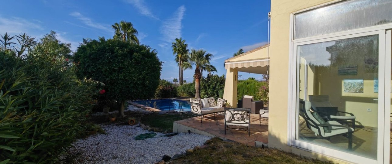 Rynek wtórny - Villa - Estepona - Estepona Centro