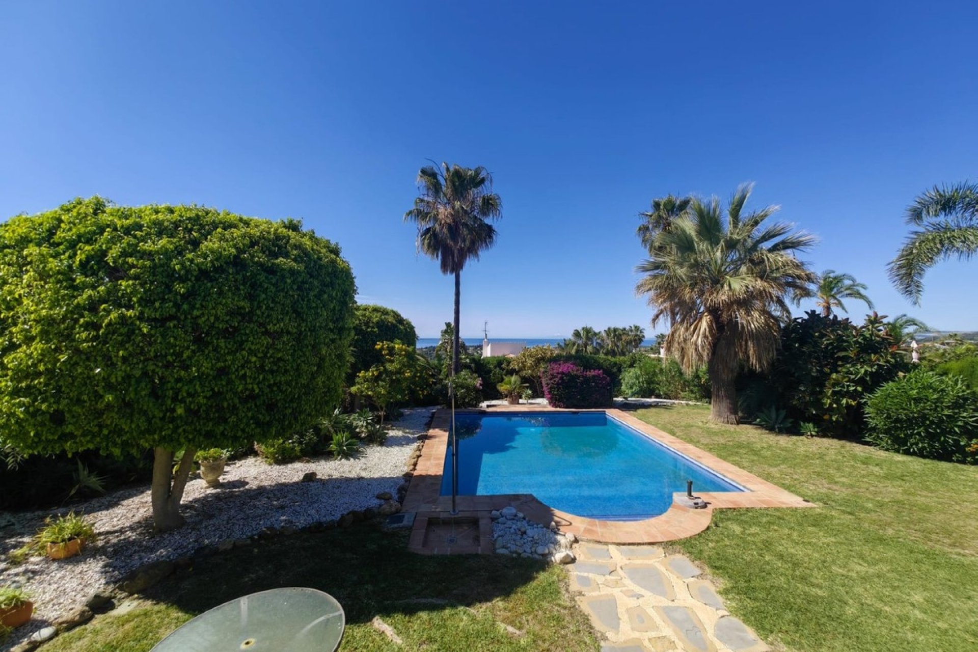Rynek wtórny - Villa - Estepona - Estepona Centro