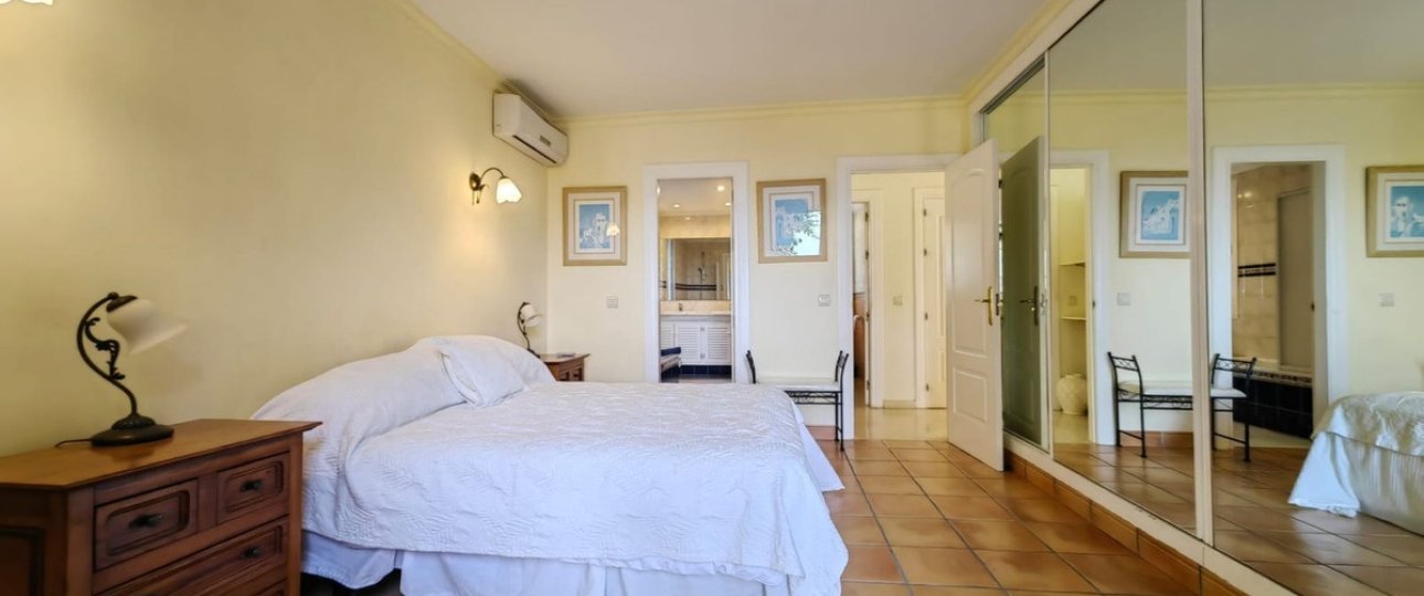 Rynek wtórny - Villa - Estepona - Estepona Centro