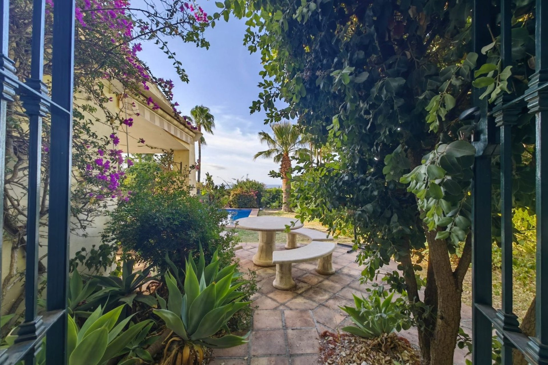 Rynek wtórny - Villa - Estepona - Estepona Centro