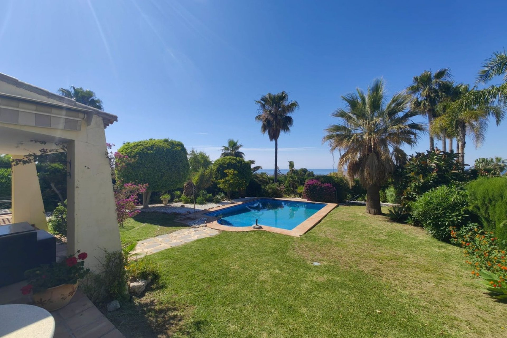 Rynek wtórny - Villa - Estepona - Estepona Centro