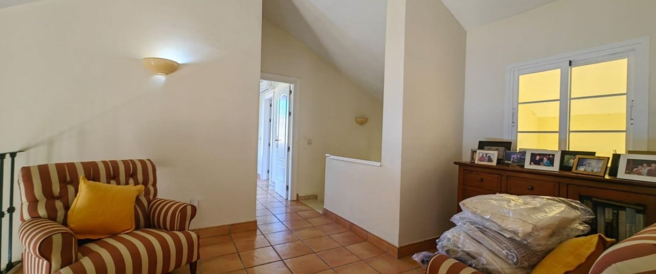 Rynek wtórny - Villa - Estepona - Estepona Centro