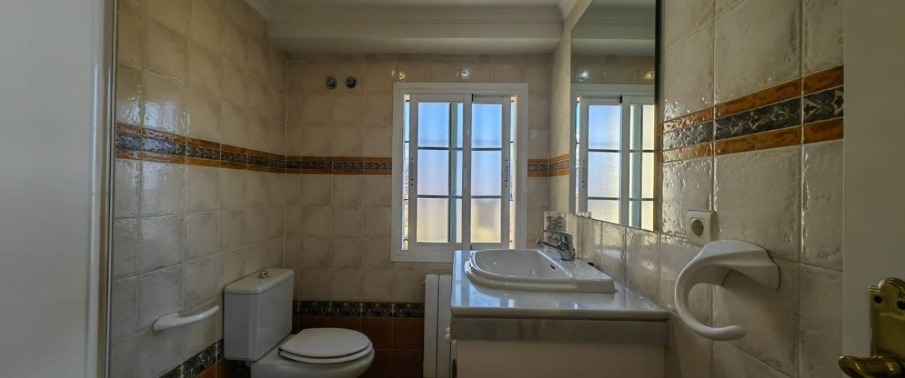 Rynek wtórny - Villa - Estepona - Estepona Centro