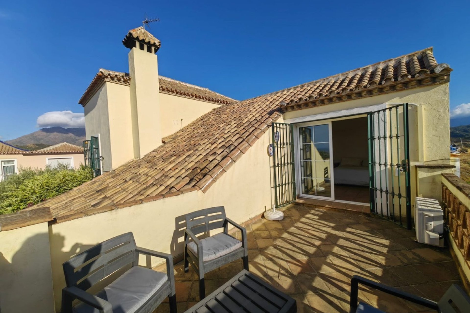 Rynek wtórny - Villa - Estepona - Estepona Centro