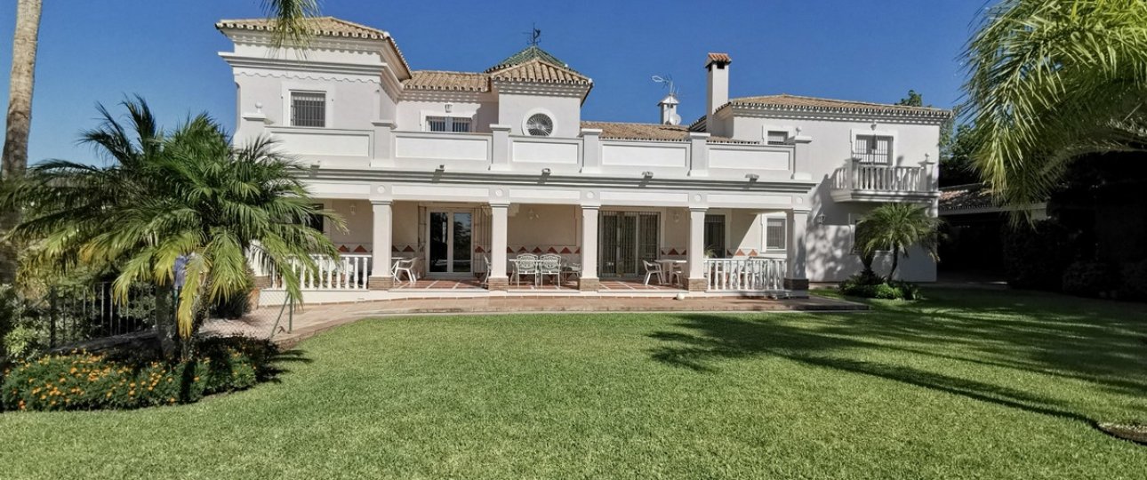 Rynek wtórny - Villa - Estepona - Estepona Centro