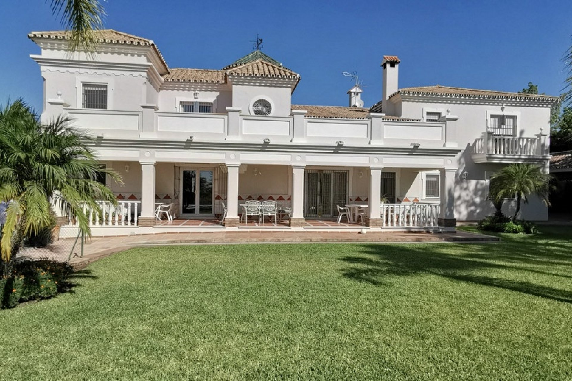 Rynek wtórny - Villa - Estepona - Estepona Centro