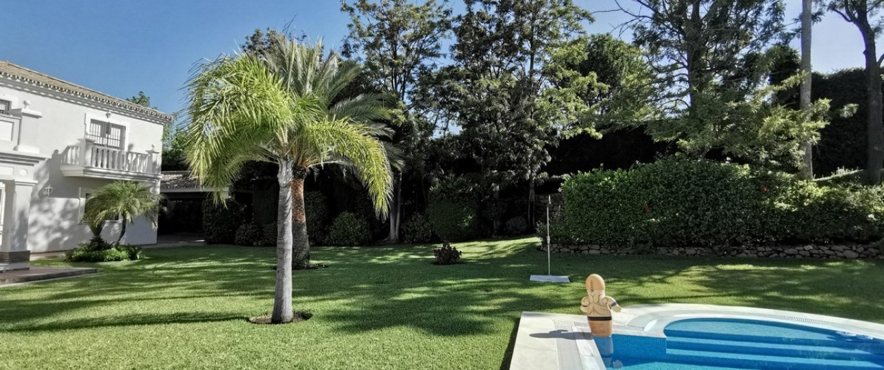 Rynek wtórny - Villa - Estepona - Estepona Centro