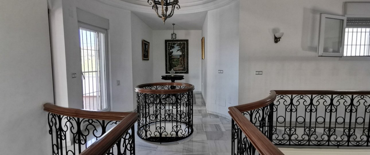 Rynek wtórny - Villa - Estepona - Estepona Centro