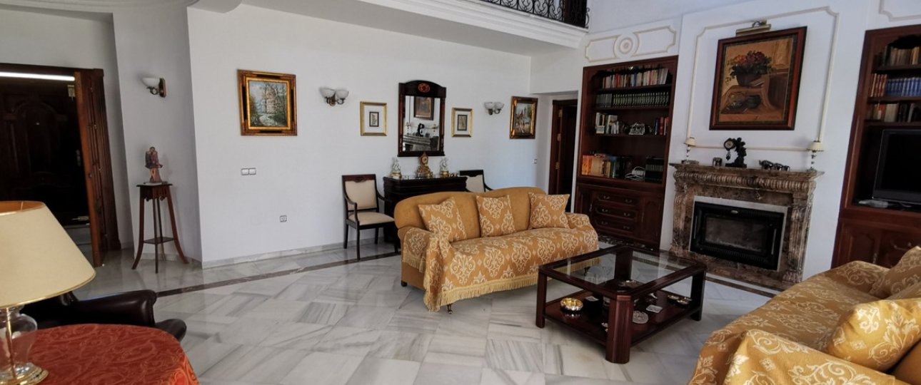 Rynek wtórny - Villa - Estepona - Estepona Centro