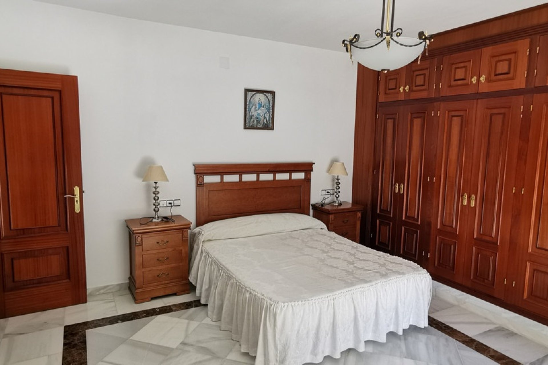 Rynek wtórny - Villa - Estepona - Estepona Centro