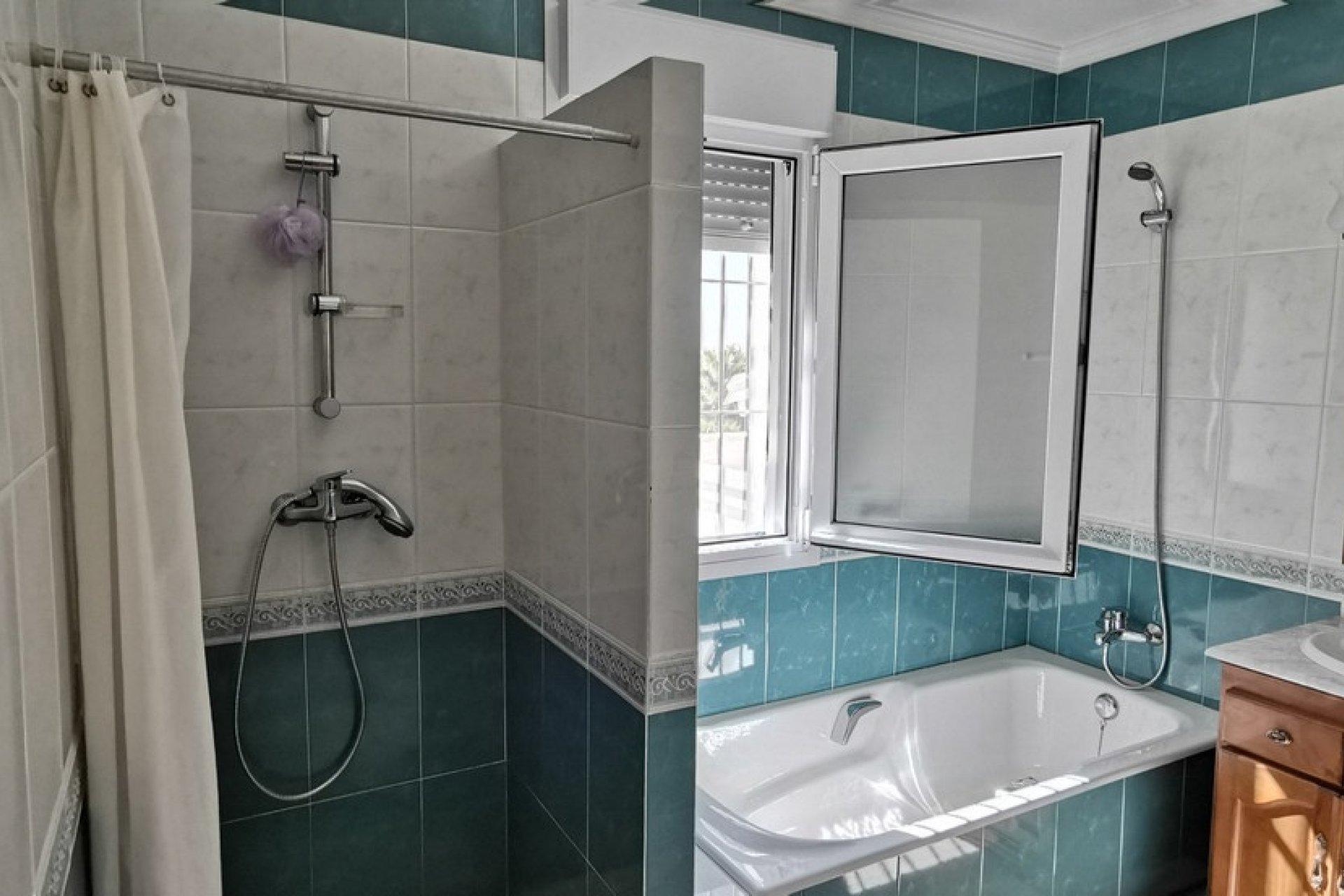 Rynek wtórny - Villa - Estepona - Estepona Centro