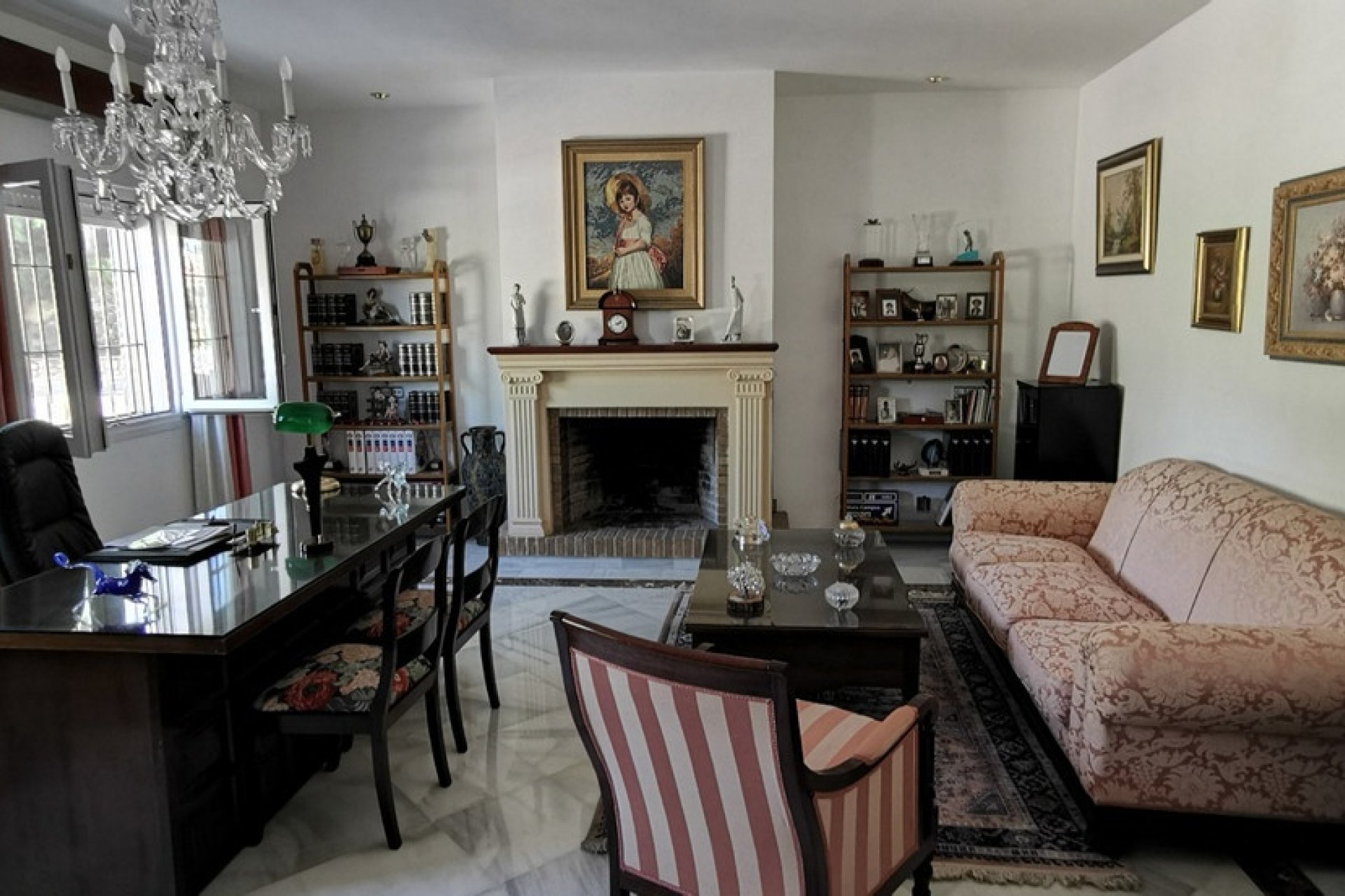 Rynek wtórny - Villa - Estepona - Estepona Centro