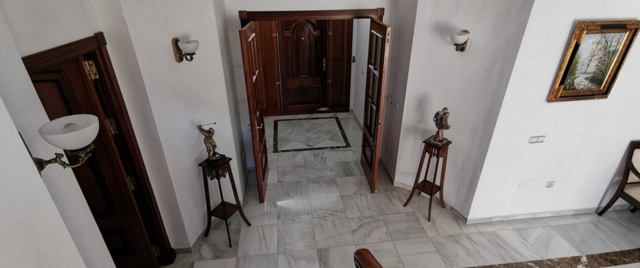Rynek wtórny - Villa - Estepona - Estepona Centro