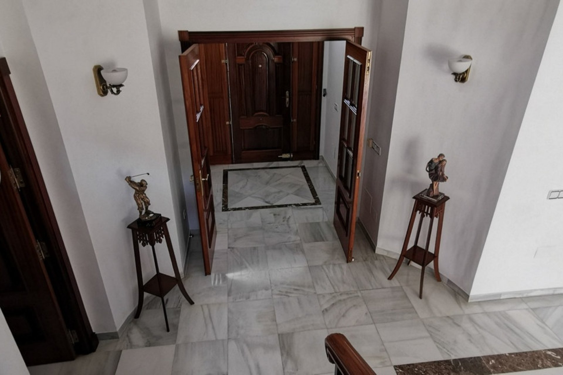 Rynek wtórny - Villa - Estepona - Estepona Centro