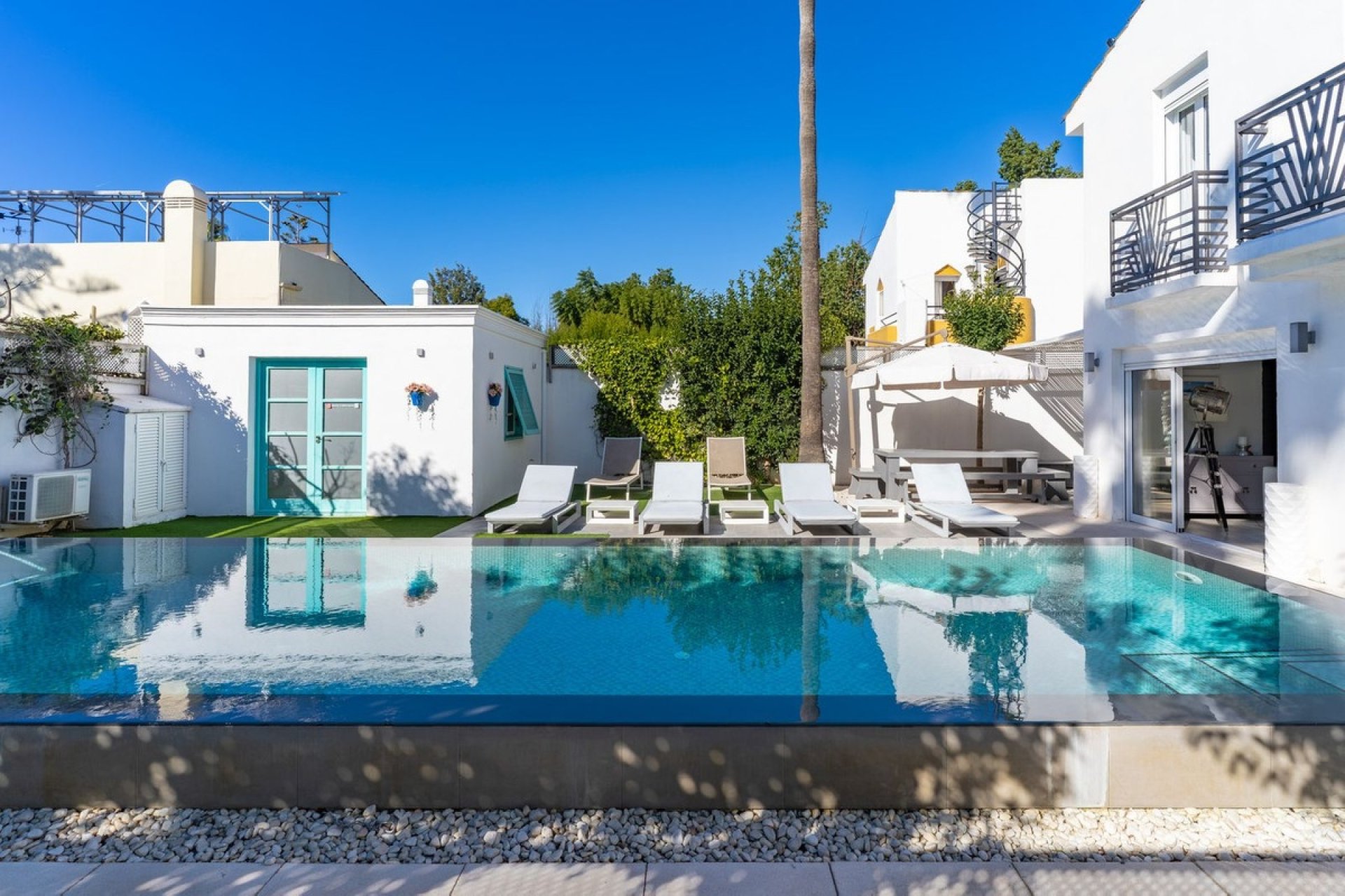 Rynek wtórny - Villa - Estepona - Estepona Centro